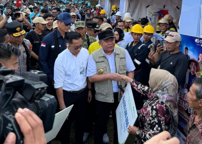 BPJS Ketenagakerjaan Serahkan Santunan Rp209 Juta pada Launching Tata Kelola Sumur Minyak Muba
