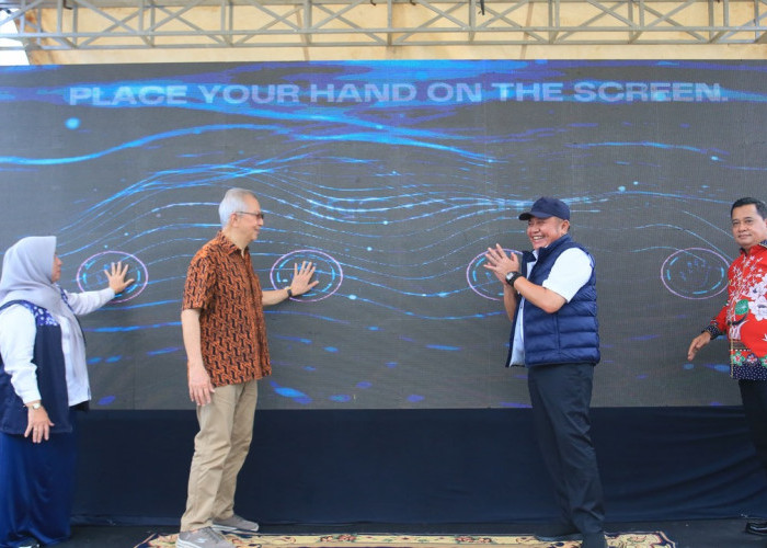 Resmikan Aplikasi Sumsel UMKM, Herman Deru Dorong Digitalisasi dan Perluasan Pasar Pelaku Usaha