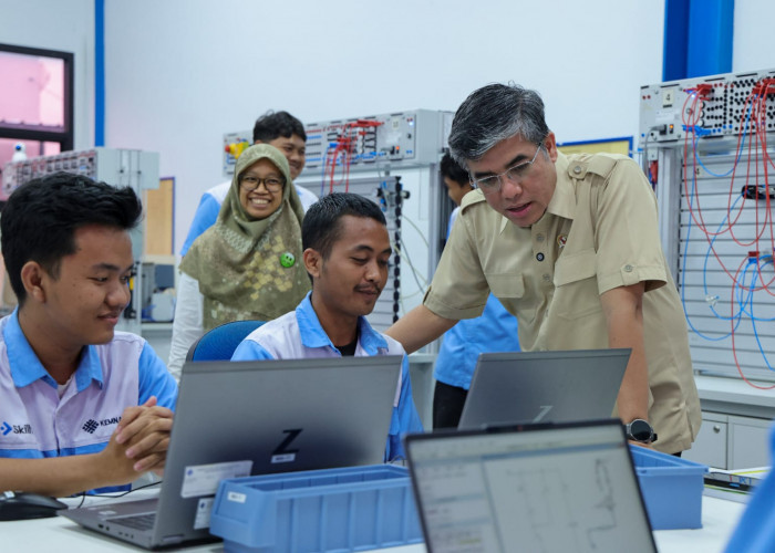 Link and Match Jadi Senjata Utama, Menaker Dorong Pelatihan Vokasi Dongkrak Serapan Tenaga Kerja