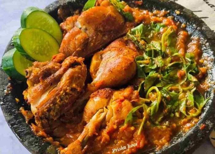 Lezatnya Ayam Gepuk Sambal Kemangi, Camilan Keluarga yang Bikin Nagih!