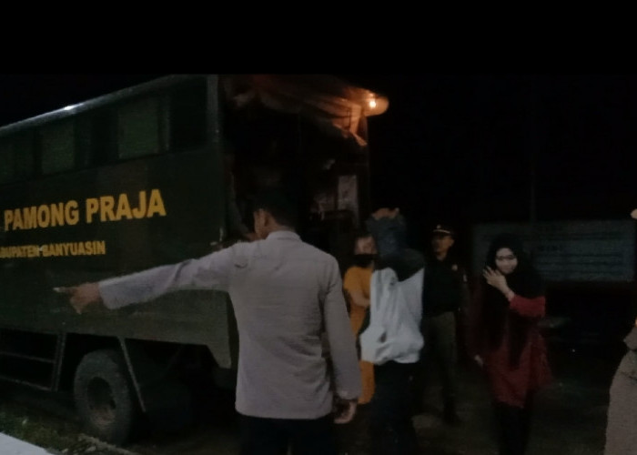 Razia Penginapan, Satpol PP Banyuasin Amankan Lima Pasangan Mesum