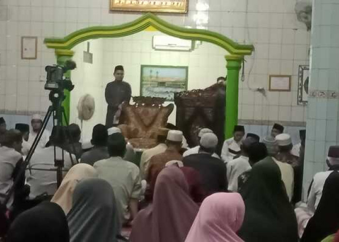 Putra Dai Kondang Zainuddin MZ Safari Dakwah di Pulau Punjung Sembawa, Ratusan Jemaah Padati Masjid Darusalam