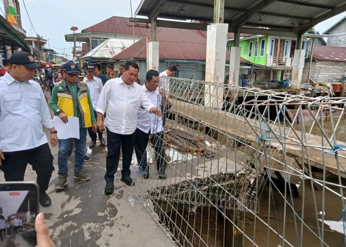 Progres Capai 39 Persen, Bupati Askolani Tinjau Perbaikan Jalan Sungsang: Jangan Ngebut, Jaga Jalan Kita Bersa