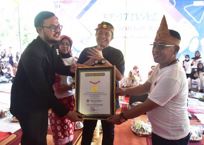 Sedekah Ramo Nasi Punjung Muratara Pecahkan Rekor MURI