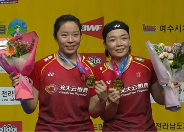 Final Korea Open 2023: Kalahkan Tuan Rumah, Chen Qing Chen/Jia Yi Fan Raih Gelar Juara  