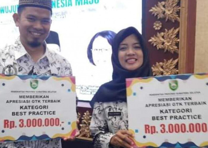 Mantap ! Dua Pendidik di SMA di Kabupaten Banyuasin Ini Terima Anugerah Best Practice