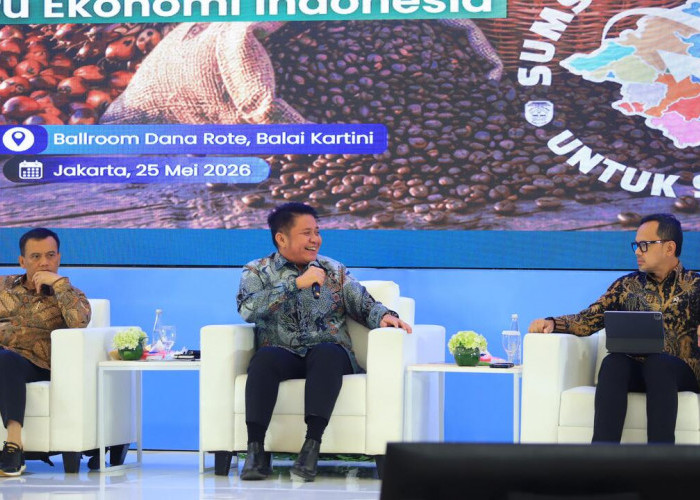 Herman Deru Tampil sebagai Pembicara pada Konferensi Nasional Ekonomi Daerah OJK