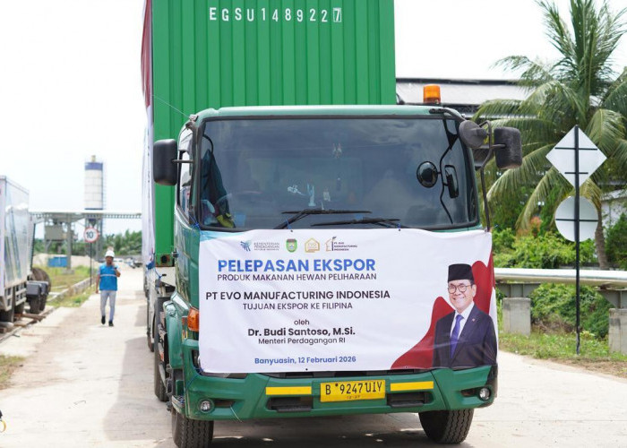 Mendag RI dan Wagub Sumsel Lepas Ekspor Perdana Pakan Hewan ke Filipina dari Banyuasin