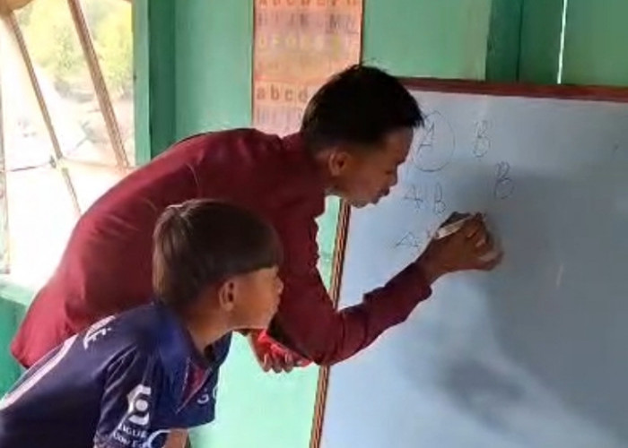 Puluhan Tahun Terisolasi, Anak Nelayan di Banyuasin Akhirnya Mengenal Sekolah