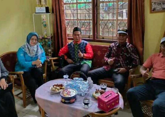 Persiapan Jelang SPMB 2026, Kepala SDN 12 Talang Kelapa Adakan Diskusi Bersama Lurah dan Korwil