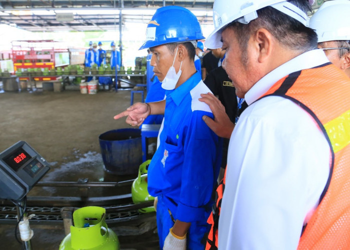 Pastikan Distribusi Sesuai SOP, Gubernur Sumsel Tinjau PT Pirantinusa Energi Persada
