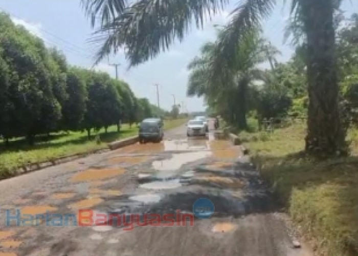 Jalan Lingkar Rusak Parah, Kadis PUPR : Perbaikan Dianggarkan Rp 7 Miliar Dari Dana Bangub