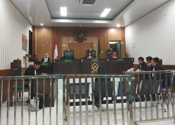 Sidang Ernaini: JPU Tuntut 6 Bulan Penjara, Begini Tanggapan Kuasa Hukum Terdakwa dan Pelapor!