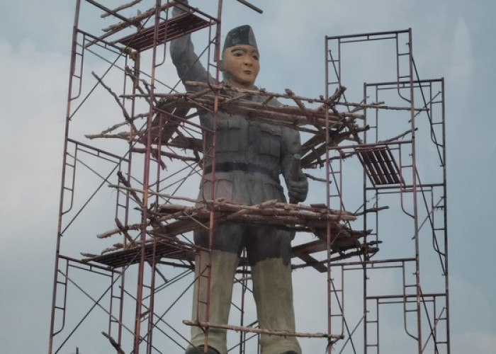 Patung Bung Karno di Jalan Lingkar Pemkab Banyuasin Tuai Polemik, Masyarakat: Tak Mirip Aslinya