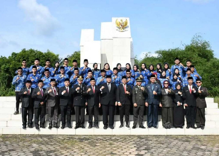Peringati HARKITNAS ke-118, Pemkab Banyuasin Gelar Ziarah Nasional dan Tabur Bunga di Makam Pahlawan