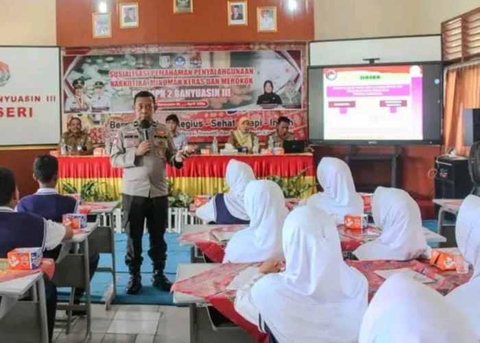 Sosialisasi Bahaya Narkotika, Miras dan Merokok  di SMPN 2 Banyuasin III
