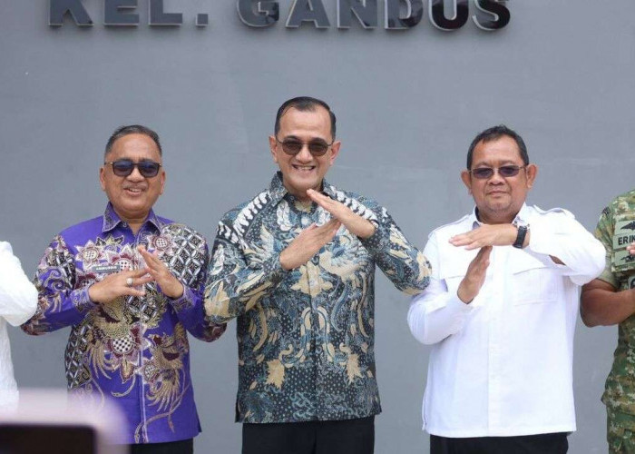 Sekda Sumsel Edward Candra Hadiri Peresmian Koperasi Merah Putih oleh Presiden Prabowo