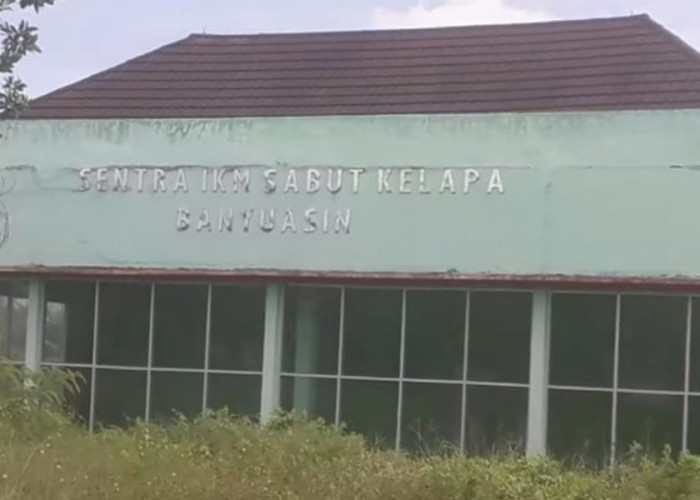 Bangunan IKM Sabut Kelapa di Banyuasin Terbengkalai