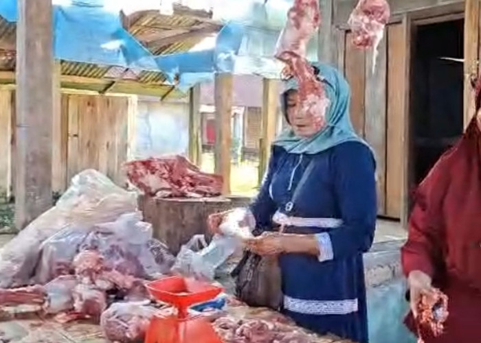 Harga Daging Sapi di Pasar Pangkalan Balai Tembus Rp170 Ribu/Kg, Diprediksi Naik Lagi H-2