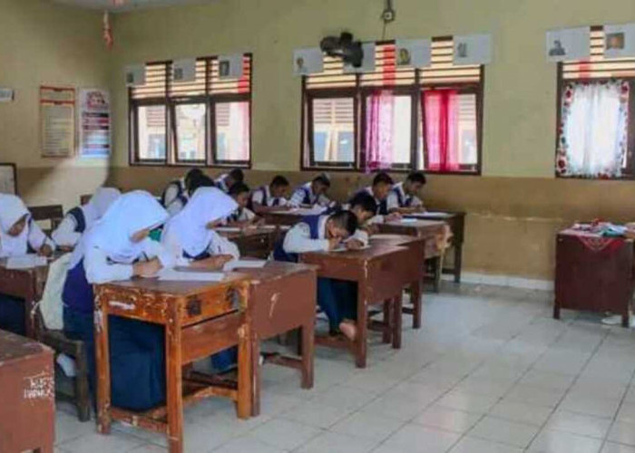 Murid Kelas IX SMPN 2 Banyuasin III Ikuti Pelatihan TKA