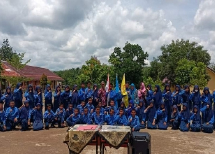 Pengurus OSIS, Harus Berkolaborasi dengan Warga SMPN 4 Banyuasin III