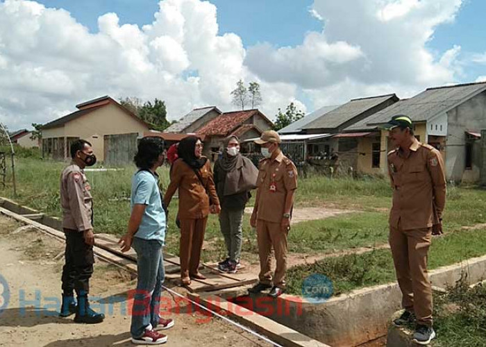 Bangun Siring Sepanjang 100 Meter