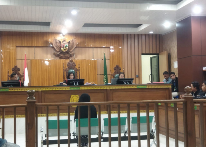 Sidang Pembacaan Tuntutan Kasus Dugaan Pemalsuan Duplikat Kutipan Akta Nikah 2 Kali Ditunda