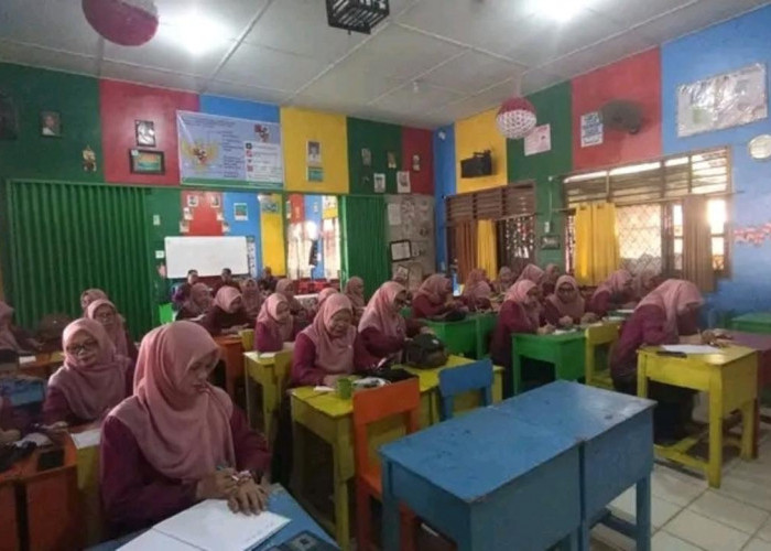 Siap Terima Murid Baru, SDN 1 Talang Kelapa Gelar Rapat Persiapan