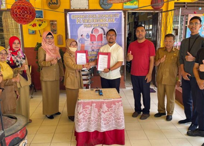 SMPN 1 Talang Kelapa Banyuasin Terima Suplai Air Bantuan PT Tirta Fresindo Jaya