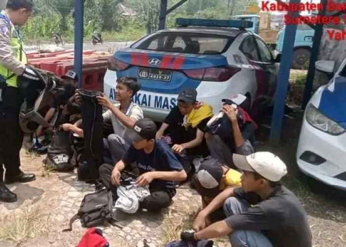 Belasan Remaja Diamankan, Saat Digeledah Polisi Temukan Barang Ini