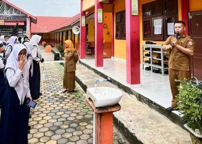 SMPN 1 Banyuasin III Melaksanakan Asesmen Sumatif  Berbasis Android