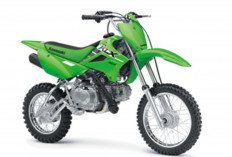 Kawasaki KLX 110: Motor Trail Ringan yang Efektif untuk Operasi Militer di Medan Sulit