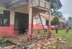 Ped Kantor  SMPN 3 Banyuasin III Ambruk, Bangunan tak Layah Huni