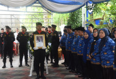 Sekda Sumsel Lepas Pemakaman Birokrat Teladan Pemprov Sumsel