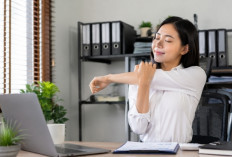 Leher hingga Punggung Pegal? Ini Jenis Stretching Ringan yang Cocok untuk Pekerja Kantoran