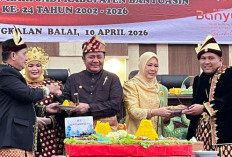 Sidang Paripurna HUT ke-24 Banyuasin, Rais Dapat Pujian Gubernur Hingga Candaan Soal Jodoh