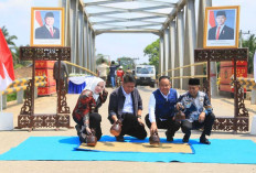 Herman Deru & Cik Ujang Resmikan 17 Jembatan di Sumsel, Percepat Konektivitas & Dongkrak Ekonomi Warga