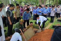 Ratu Dewa Lepas Jenazah Asisten 1. Sekda : Ican Sosok Pejabat yang Memiliki Integritas Tinggi