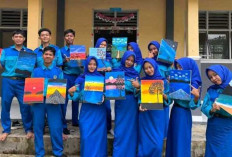Jurusan DKV SMK Setianegata Praktek Seni Melukis di Atas Kanvas