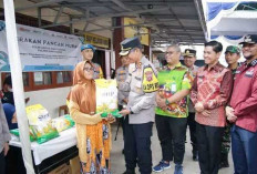 Bantu Masyarakat di Kecamatan Talang Kelapa, Polres adakan Pasar Murah