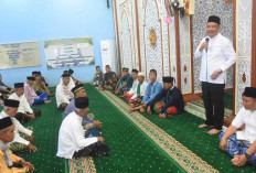 Salat Jumat di Tanah Kelahiran, Wagub Cik Ujang Kenang Masa Kecil di Desa Lebak Budi