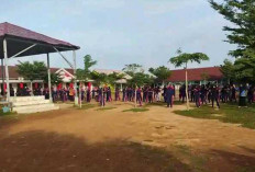 Jaga Kebugaran Tubuh, Warga SMKN 1 Banyuasin III Gelar Senam Sehat Sekali Seminggu