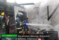 Kebakaran Rumah di Sri Kembang, Kerugian Capai Rp50 Juta, Damkar Terkendala Mobil Kopling Hangus