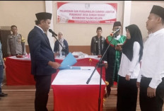 Pelantikan Perangkat Desa Sungai Rengit, Wujud Penguatan Tata Kelola Pemerintahan Desa