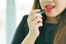 5 Rekomendasi Lipstik Murah yang Cocok untuk Kulit Sawo Matang, Bikin Wajah Makin Cerah