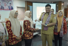 Sekda Erwin Dorong Tren Baru UMKM, Pelatihan Eco Print dan Pouch Batik Banyuasin Disambut Antusias