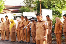 Lurah Seterio Pimpin Apel Gabungan, Tekankan Disiplin dan Pelayanan Prima di Banyuasin III