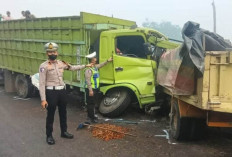 Dua Truk Kecelakaan di Jalintim KM 53 Banyuasin, Pengemudi dan Penumpang Dievakuasi ke Rumah Sakit